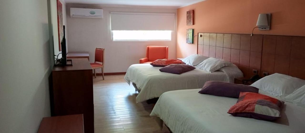Hotel La Pedregosa Merida Екстер'єр фото