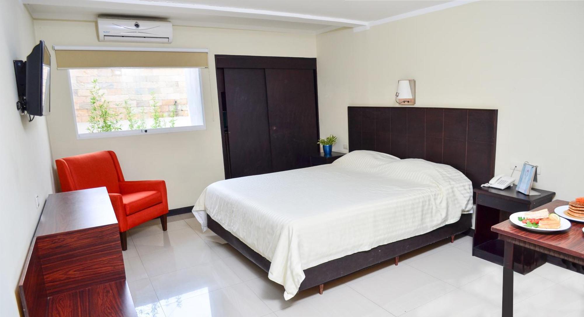 Hotel La Pedregosa Merida Екстер'єр фото